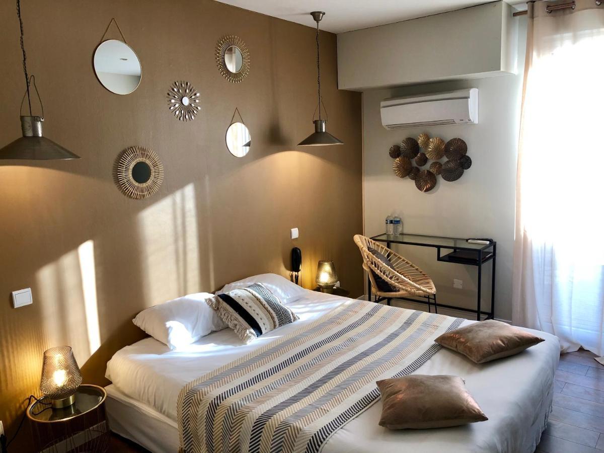 A La Voile Blanche Hotel Бузиг Екстериор снимка