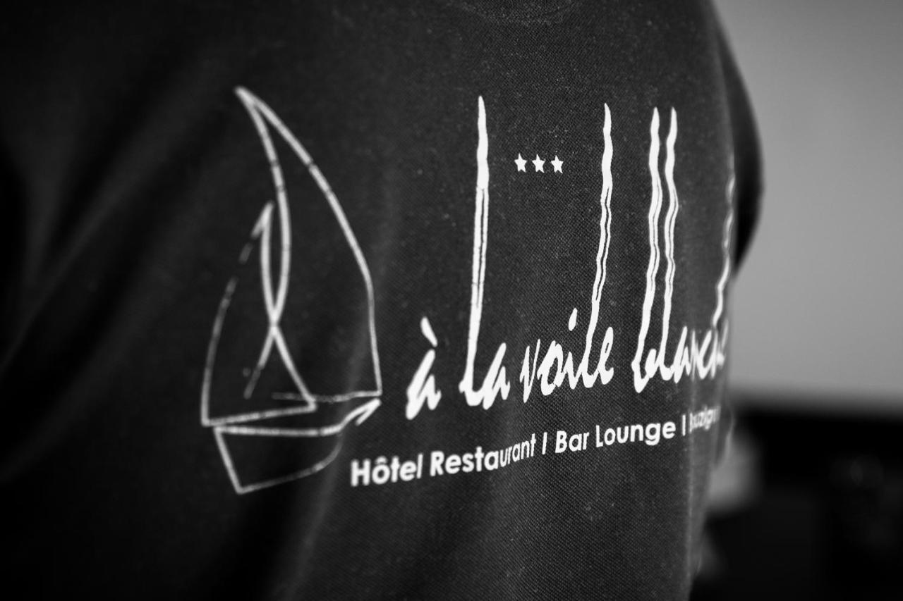 A La Voile Blanche Hotel Бузиг Екстериор снимка