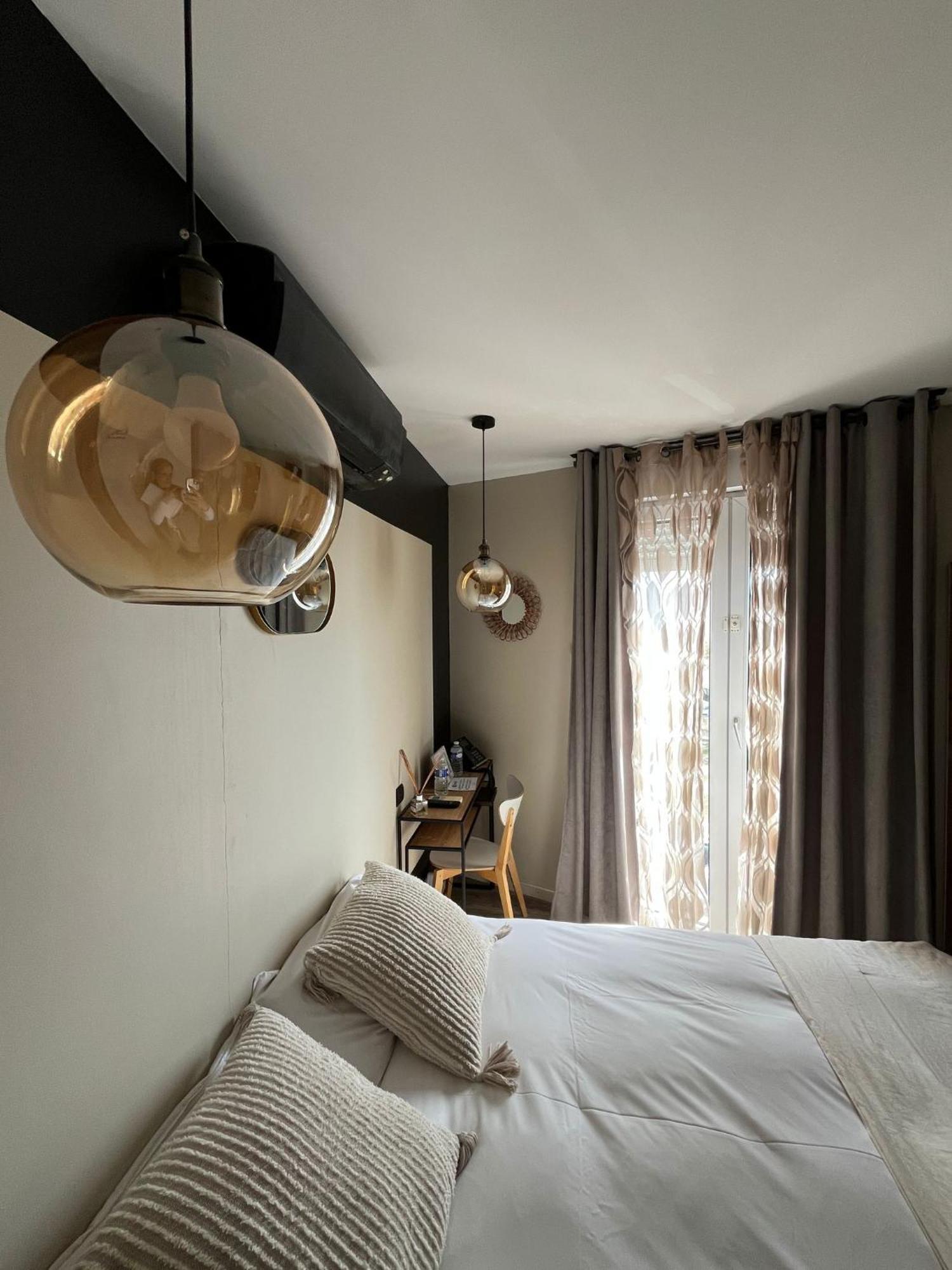 A La Voile Blanche Hotel Бузиг Екстериор снимка